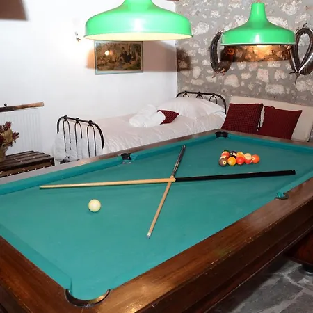 Giorgos' & Noula's In Village- Near Delphi *