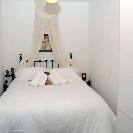 Giorgos' & Noula's In Village- Near Delphi Alpstuga Desfina